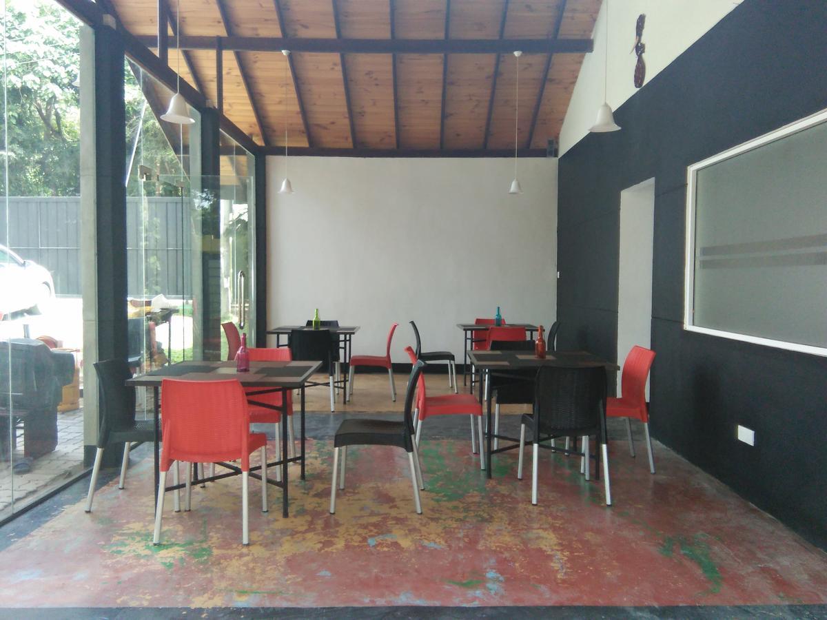 Kimbulapitiya Bridge Hotel Negombo מראה חיצוני תמונה