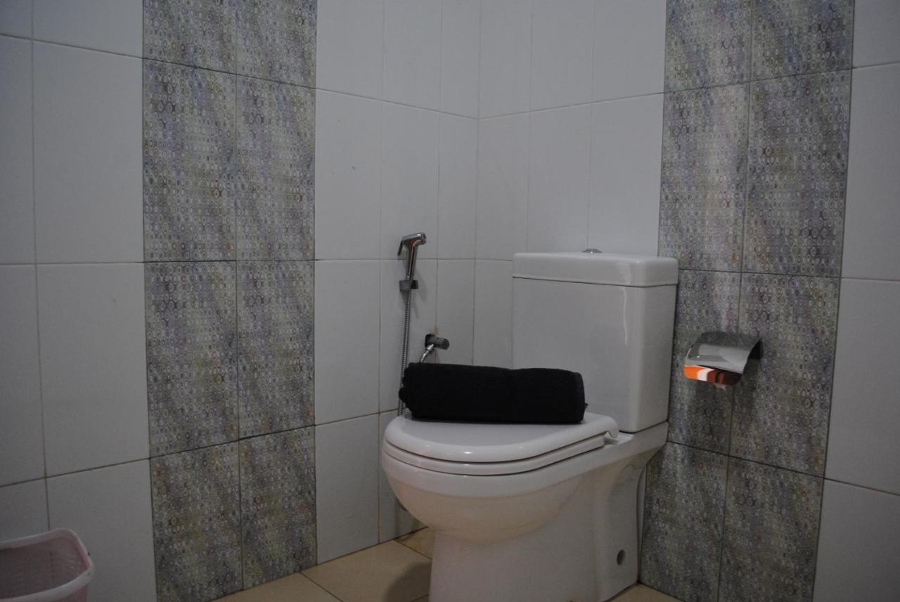 Kimbulapitiya Bridge Hotel Negombo חדר תמונה