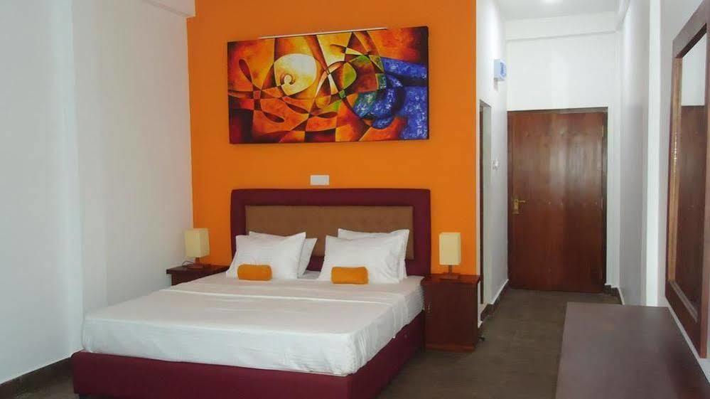 Kimbulapitiya Bridge Hotel Negombo מראה חיצוני תמונה